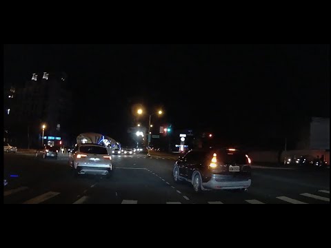 台灣大道 正英路 直行車道闖紅燈違規轉彎三寶