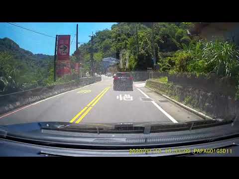 106線往瑞芳方向 違規逆向超車 當場被抓