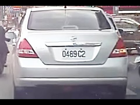 【0489-C2】吃屎狗?路口違規並排停車,南豐路一整排違規停車PICT4748