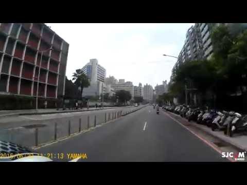 亞東 計程車違規排班差點車禍
