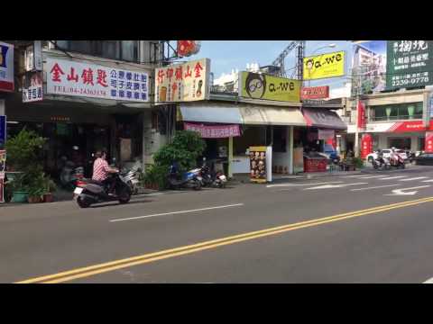 超狂三寶阿嬤-未戴安全帽、逆向、闖紅燈、違規左轉 樣樣來