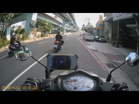 【NFT-6333】變換車道未打方向燈 (已舉發)