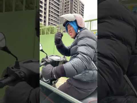 台北街頭驚見浩克！  