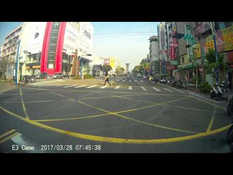 新北市五股工業區腳踏車騎士違規亂象_