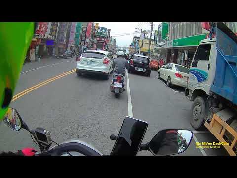 ACZ9997 並排停車