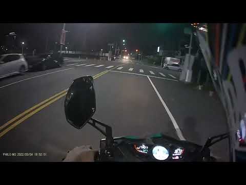 三寶闖紅燈備份