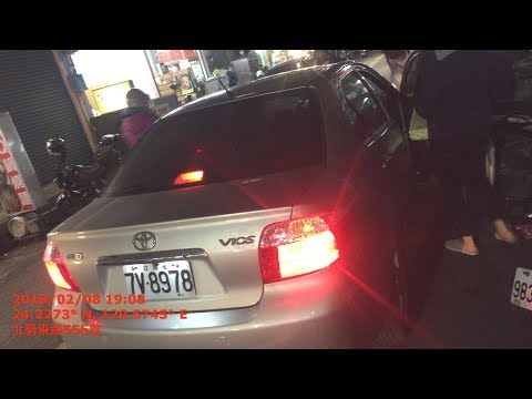 【7V-8978】(並排停車，)