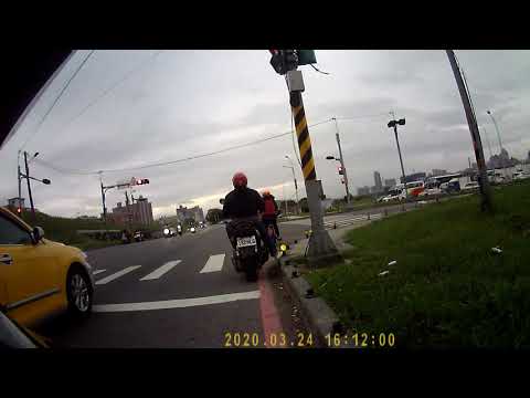 人家兩段式左轉 你兩段式闖紅燈