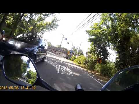 死三寶過彎還要超車跨越雙黃線