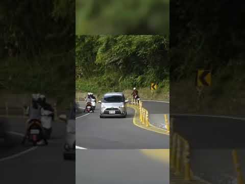 小妹：诶奇怪不知不覺就逆向了耶？(三寶日常)