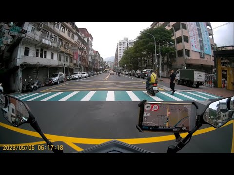 【333-NAF】斑馬線未禮讓行人通行 (已舉發)