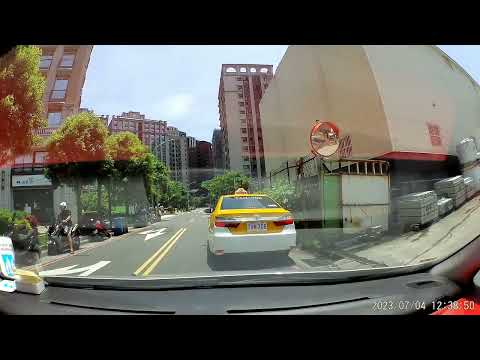 三寶計程車想害人違規