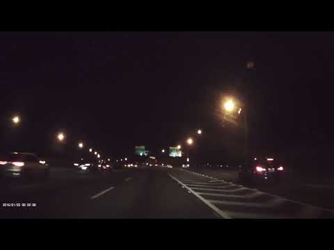 危險下閘道差點造成大追撞連環車禍