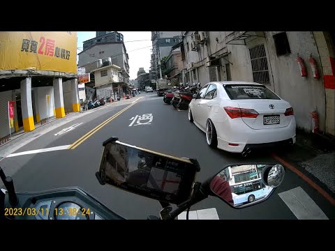 【AGP-8983】路口十公尺內臨時停車 (已舉發)