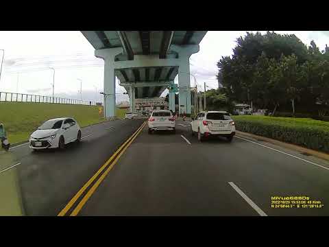 多車道轉彎未依規定 FILE221025 155F0 traffic violation〈Pelanggaran lalu lintas〉交通違反〔vi phạm giao thông