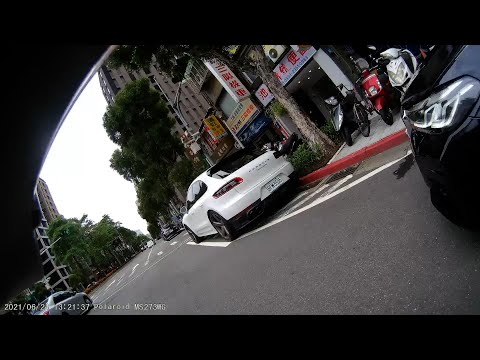 移動神主牌EP36 - 什麼話都不說乖乖移去前面繼續違停，算你乖