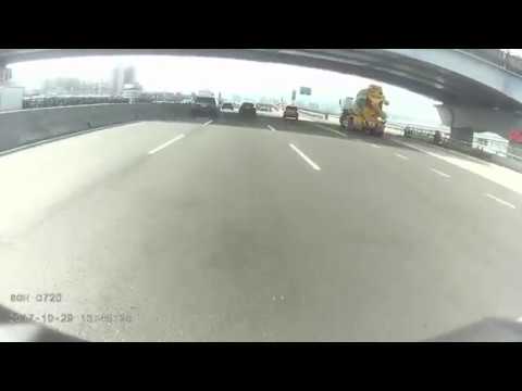 四輪違規日常-俗辣計程車