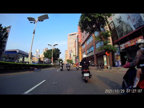 29日 07:26 九如一路、臥龍路口車禍