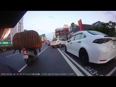 三寶片 Amazing Tainan 機車後座可坐、躺、臥