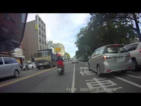 整個馬路都是我的停車場