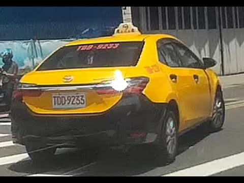 【TDD-9233】計程車號右轉彎未依規定使用方向燈