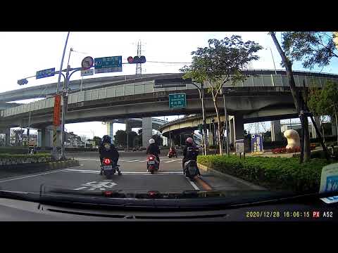 被排擠的機車停等區QQ