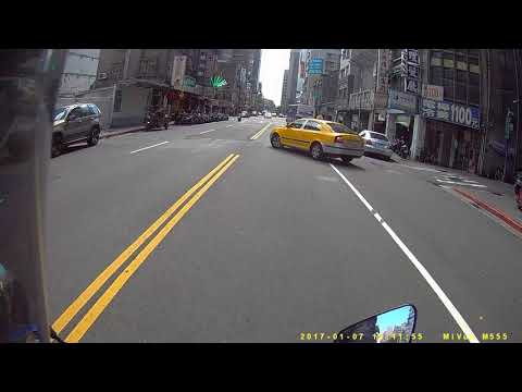 遇到三寶計程車  差點bye了