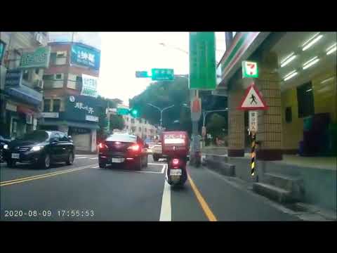 KFC和UFC之三寶對決！！