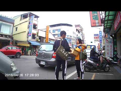 0372 UF 車道上停車+併排停車超過三分鐘