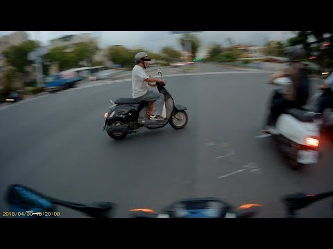 大十字路口闖紅燈車禍