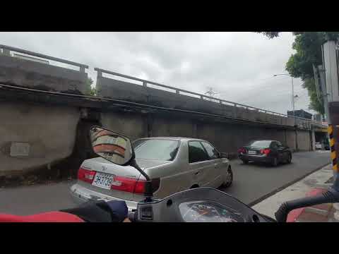 #   三寶開一開累了就睡在路中間？