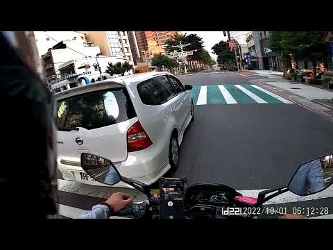 等紅燈時候看似很急 綠燈ㄧ亮怎感覺不急