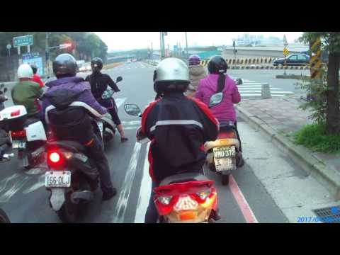 【MBJ-2212】畫面 916-GJR騎士 跨停止線、闖紅燈、違規右轉、馬路三寶 騎士 馬路三寶、慢車請靠右、學會看後視鏡