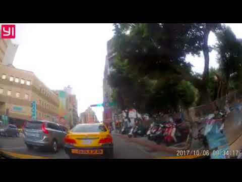 三寶走路不看車的後果