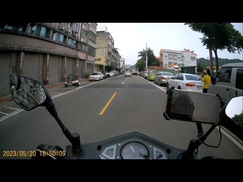 【4022-FP】變換車道未打方向燈 (已舉發)