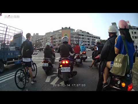 馬路三寶沒有極限-飛樂R5旗艦機種機車WIFI機車雙鏡頭Wi-Fi1080P日夜都清晰