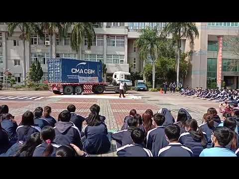 苗警增進學生防禦觀念 大型車駛入校園札根交通安全教育環球日報社 World News Media