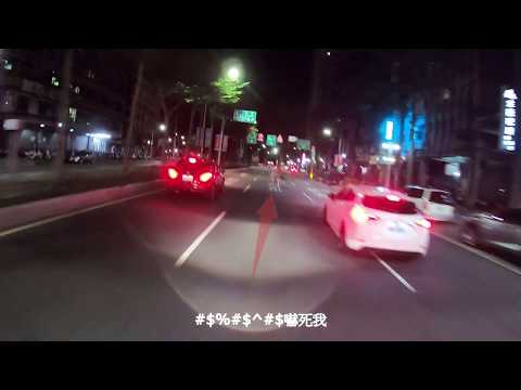 肥老闆大台北機車日常!EP4!自殺式闖紅燈!鬼之停路中間!小黃後照鏡選配!方向燈拿去裝飾聖誕樹