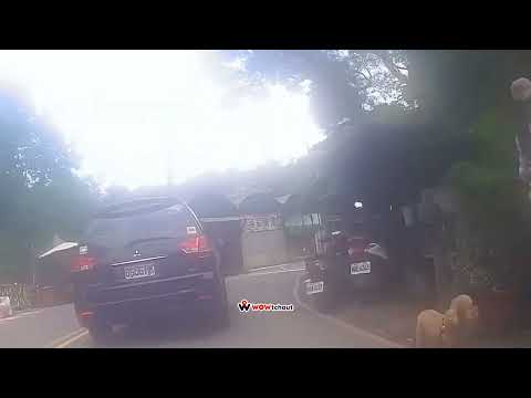 三寶.車禍影片 車禍影片碰 沒了（ 04 10 新北市土城區承天路