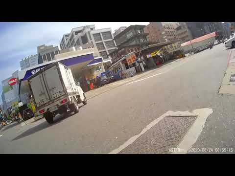 逆向三寶 差點被擊落