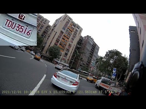 【TDU-3516】計程車號轉彎未禮讓行人、右轉彎未打方向燈
