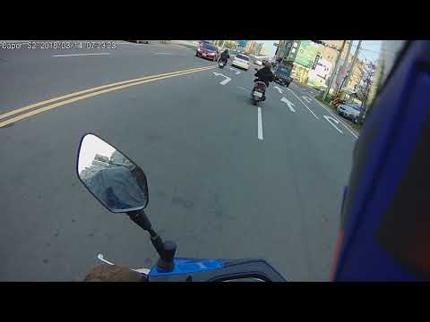 一堆闖紅燈不手軟的.....