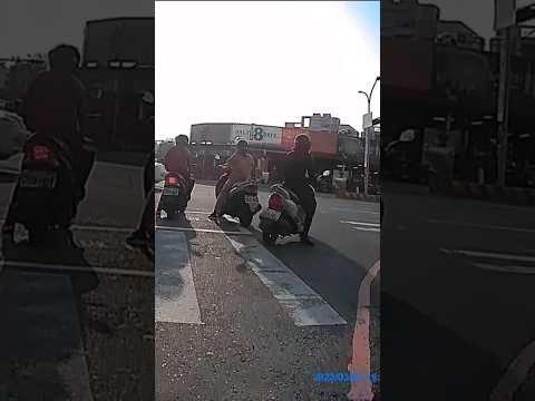 紅燈右轉  轉彎未使用方向燈  皆結案成立  