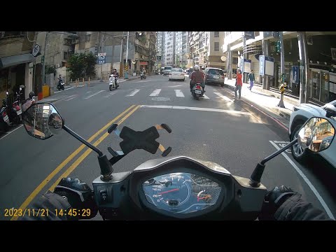 【5HL-081】斑馬線未禮讓行人通行 (已舉發)