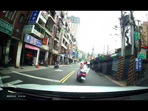 《三寶系列》機車闖紅燈  CX30自動煞停