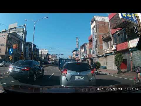 竹北台一線的蠢左轉標線