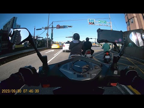 【NJV-1186】變換車道未打方向燈 (已舉發)