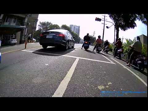 占用機車停等區