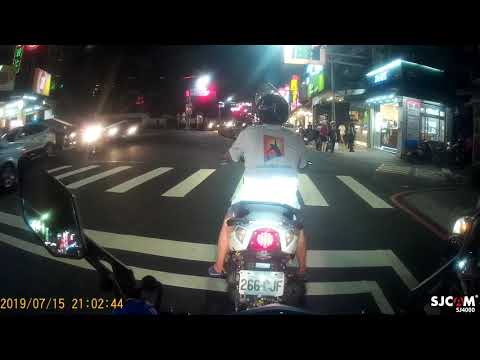 亂丟垃圾就算了還給我闖紅燈起步啊??