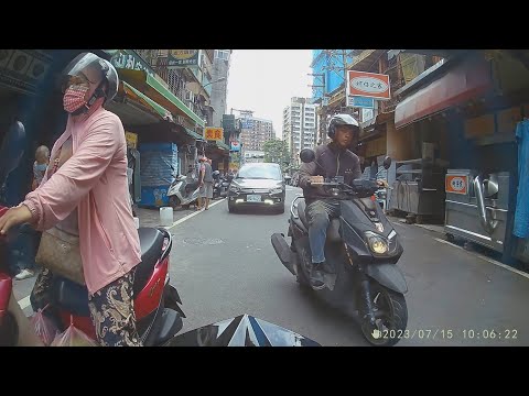 【NAV-6211】變換車道未打方向燈 (已舉發)